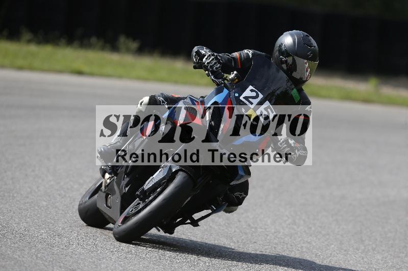 /23 07.06.2025 TZ Motorsport ADR/25